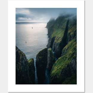 Dunnesdrangar Posters and Art